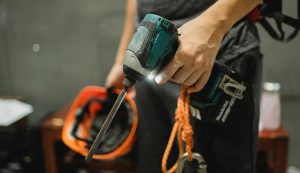 25 Maintenance Technician Interview Questions and Answers