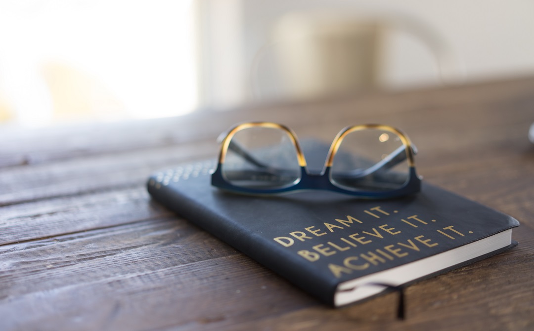 Abundance Mindset – Theory, Examples & Steps for Development
