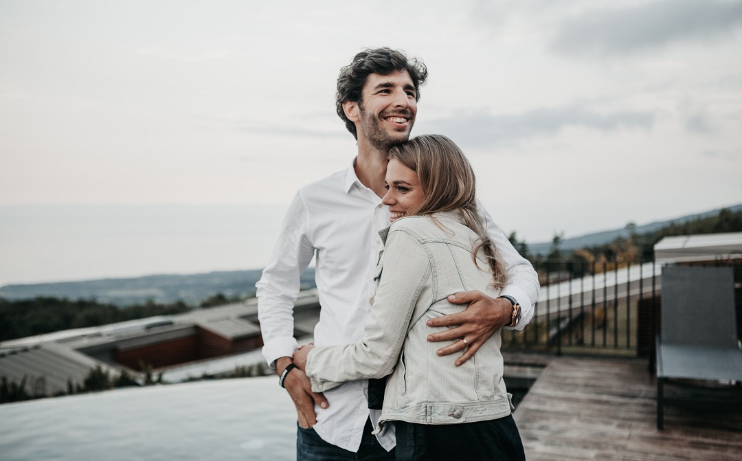 ESFJ Relationship Guide – Compatibilities, Dating, Best Matches & Love