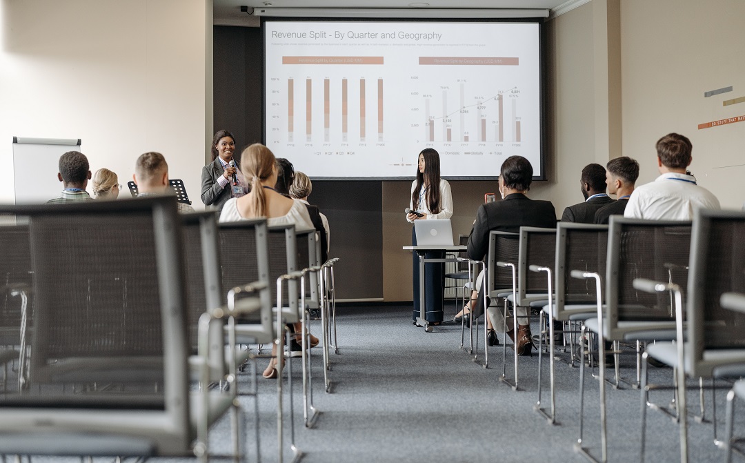 Interpersonal Skills – How to Develop Them & A List of Examples