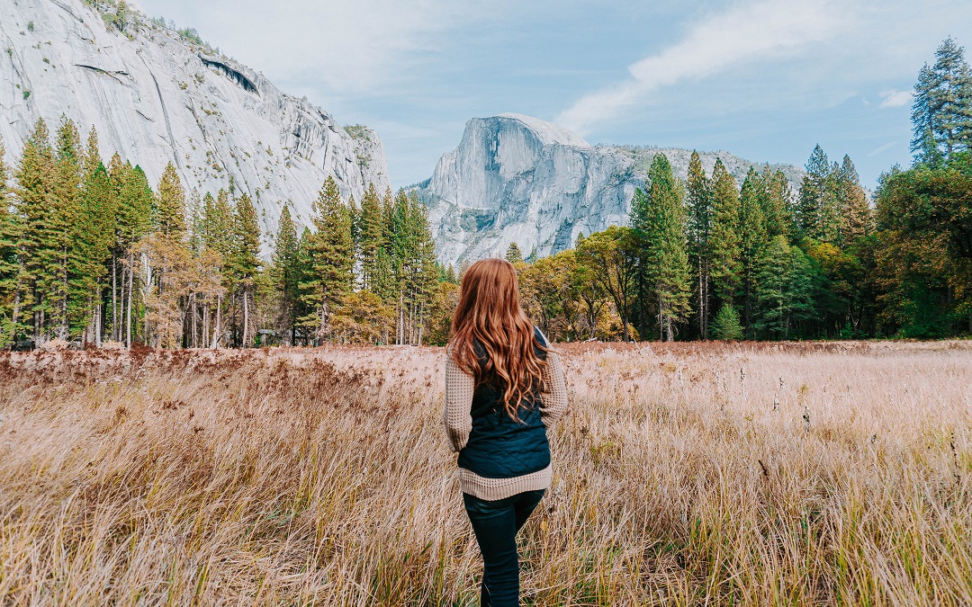 Introverts – Complete Guide of Signs, Types & Common Traits